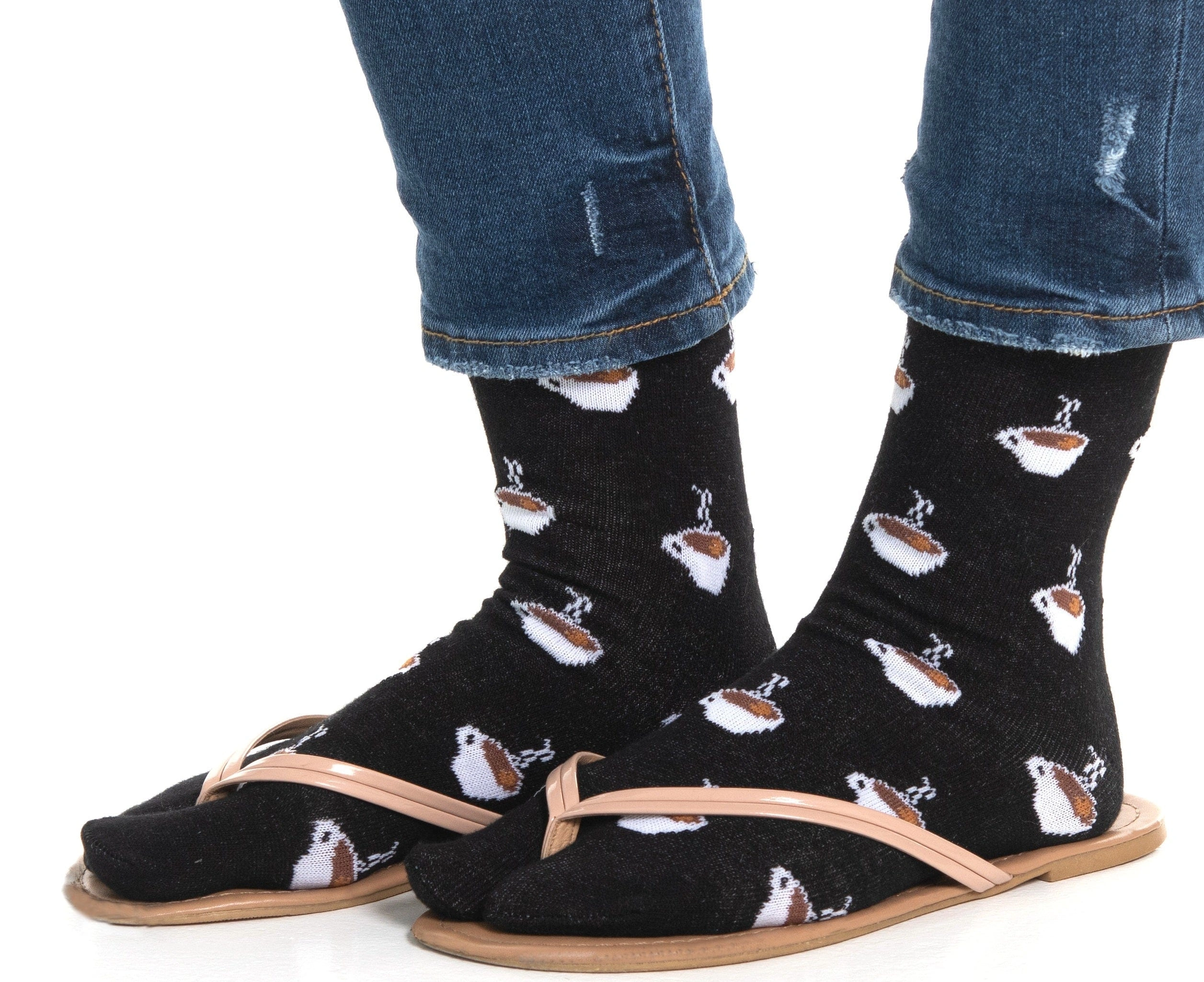 Coffee Cups Tabi Socks: Step into Comfort with a Unique Flip Flop Style!